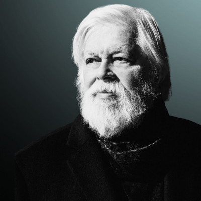 🇬🇧 Fighting for life